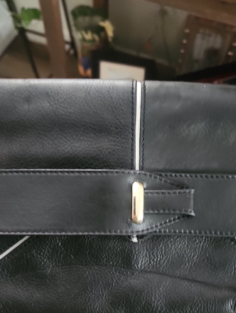 Pour La Victoire Black Leather Envelope Clutch Belt Detail Foldover Handbag - Picture 5 of 9